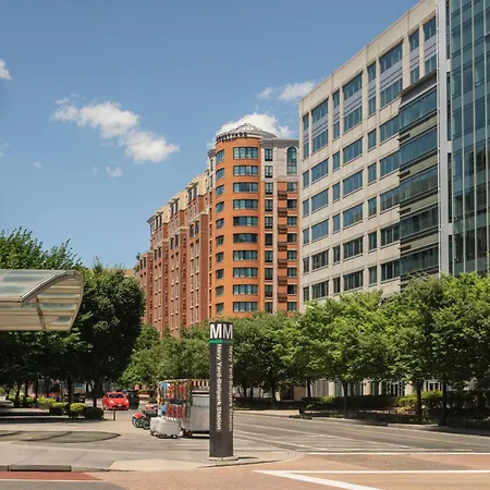 Courtyard By Marriott Washington Capitol Hill/Navy Yard-3
